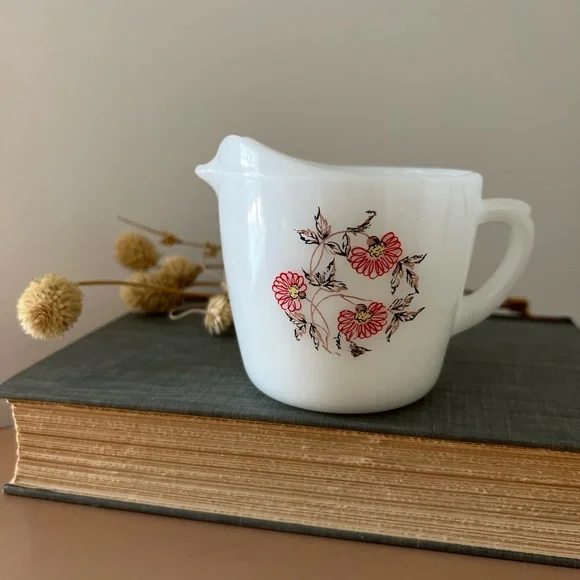 Vintage Fire King Oven Ware Pink Fleurette Creamer - Picture 2 of 12